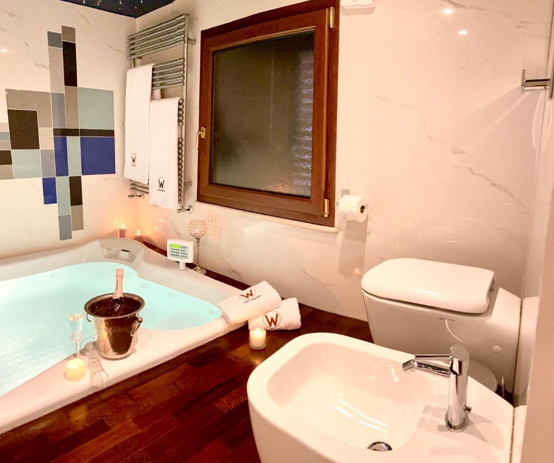 Wood Luxury House Apartment Pescara Ngoại thất bức ảnh