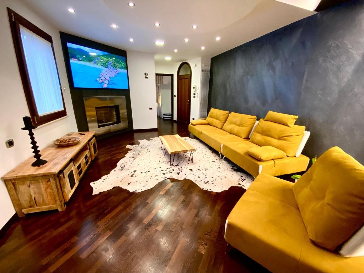 Wood Luxury House Apartment Pescara Ngoại thất bức ảnh