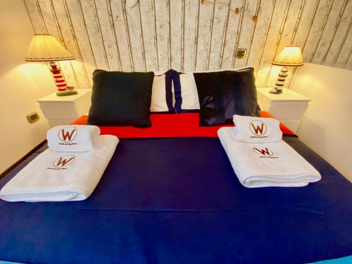 Wood Luxury House Apartment Pescara Ngoại thất bức ảnh