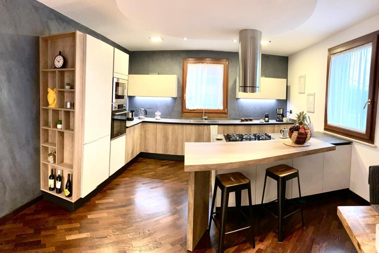 Wood Luxury House Apartment Pescara Ngoại thất bức ảnh